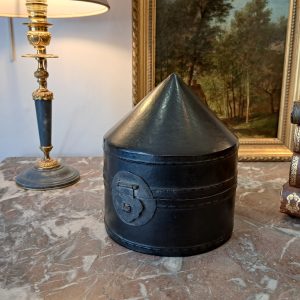 Boite à chapeau chinoise vers 1900